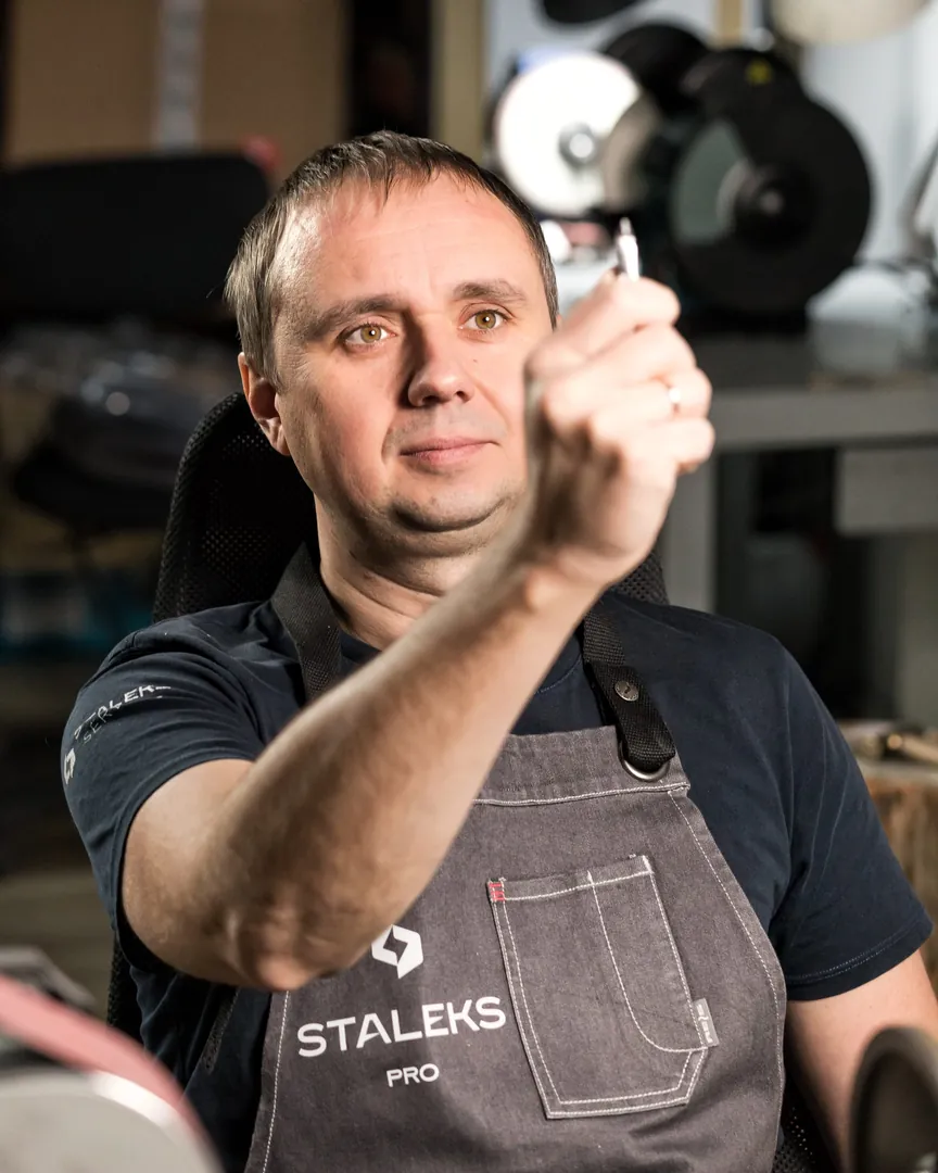 Artem Pakhushchyi - Course Curator